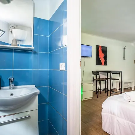 -the Rock- Garden And Express Train Center Apartment *